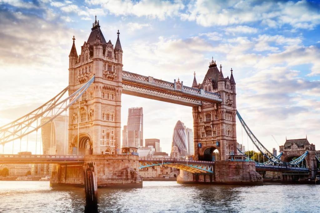 Luxury 2 Bedroom 2 Bathroom Apartment -Borough Market/ London Bridge Екстер'єр фото